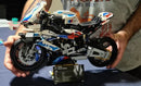 BMW M 1000 RR (1920 peças) - Brics Craft